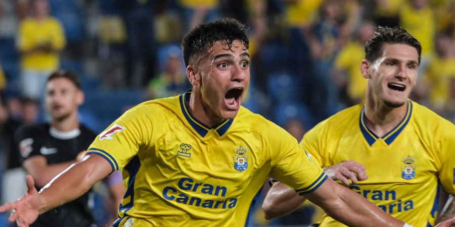 Las Palmas – Racing (14:00)